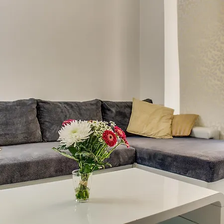 Cozy Central Studio Klimentska Czpr03 Apartman *